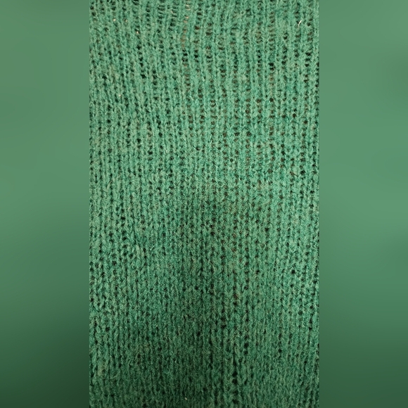 STRUT & BOLT Green Wool blend slouchy cardigan. Size M - Picture 11 of 11